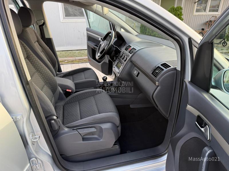 Volkswagen Touran 2.0 TDI