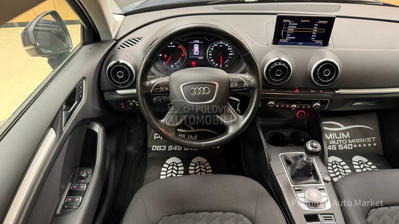 Audi A3 //1.6 TDI//N.AVI/FUL