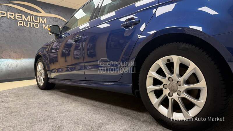 Audi A3 //1.6 TDI//N.AVI/FUL