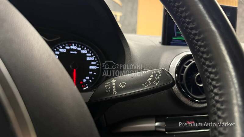 Audi A3 //1.6 TDI//N.AVI/FUL