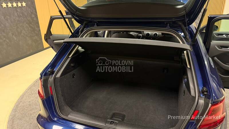 Audi A3 //1.6 TDI//N.AVI/FUL