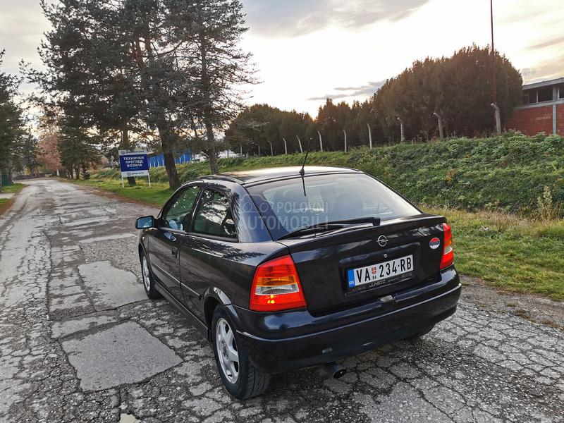 Opel Astra G 1.6