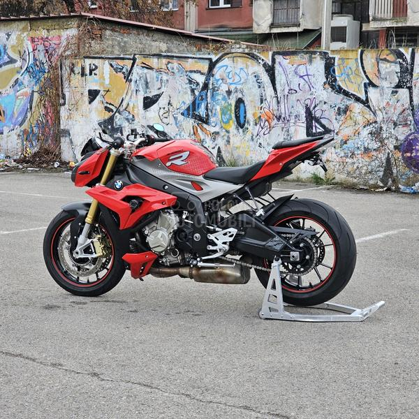 BMW S1000R