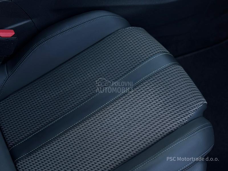 Peugeot 2008 GT/3DVirtual/Kamera