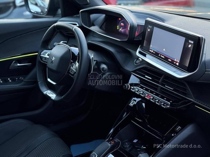 Peugeot 2008 GT/3DVirtual/Kamera