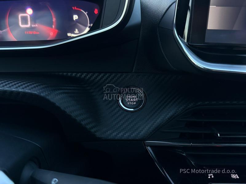 Peugeot 2008 GT/3DVirtual/Kamera
