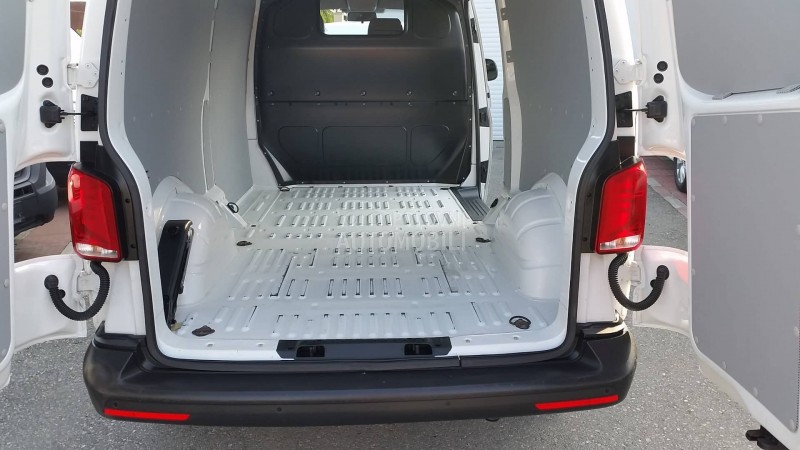 Volkswagen Transporter T6 2.0 TDI/140.300k/LONG/T0P