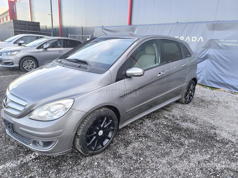 Mercedes Benz B 180 2.0 CDI AUTOM.AT