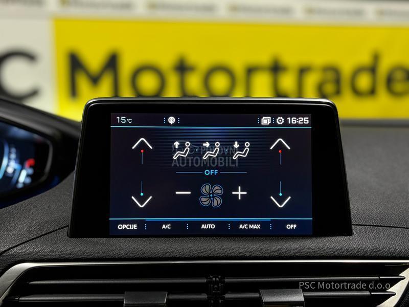 Peugeot 5008 EAT8/7SED/Kamera