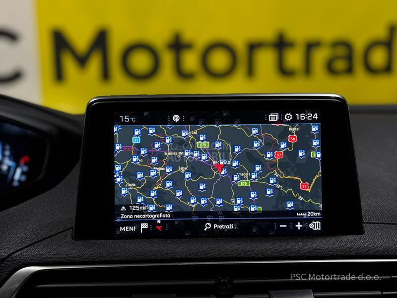 Peugeot 5008 EAT8/7SED/Kamera