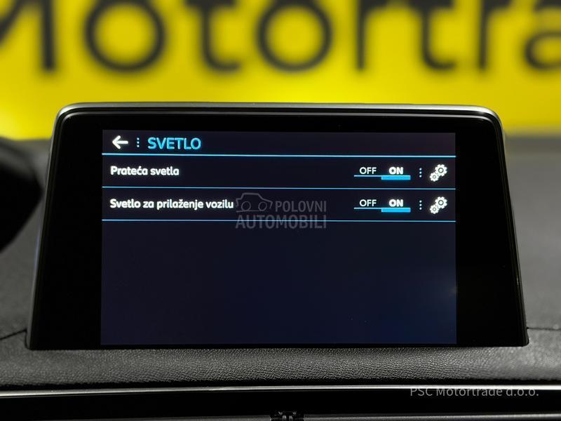 Peugeot 5008 EAT8/7SED/Kamera