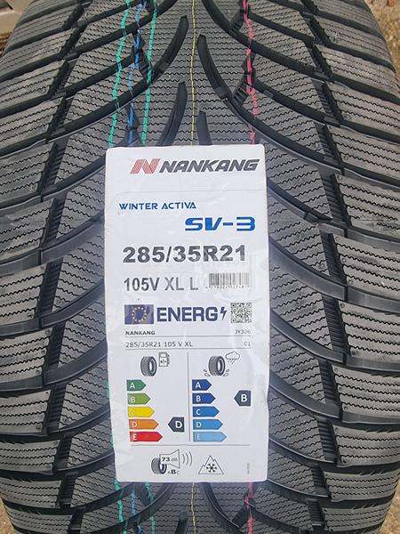 Nankang 285/35 R21 Zimska