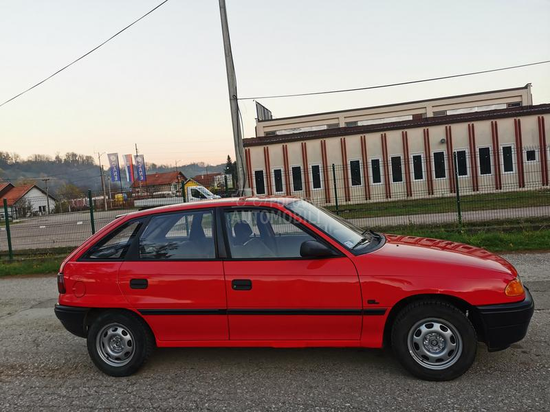 Opel Astra F 1.4