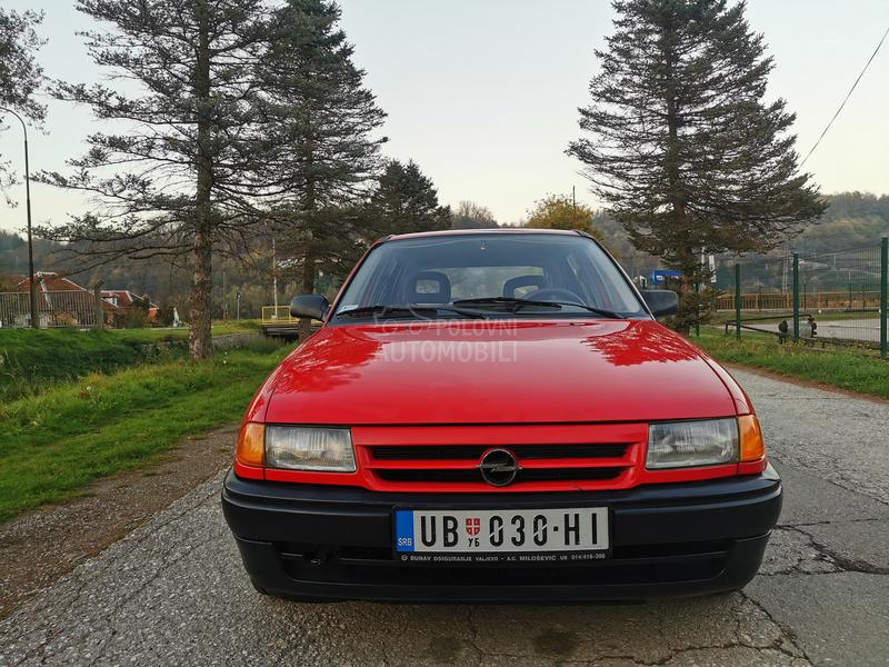 Opel Astra F 1.4