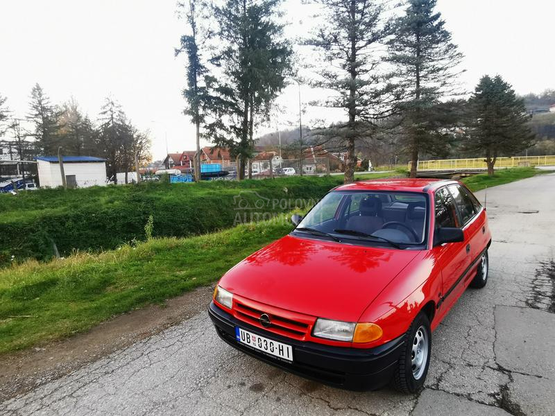 Opel Astra F 1.4