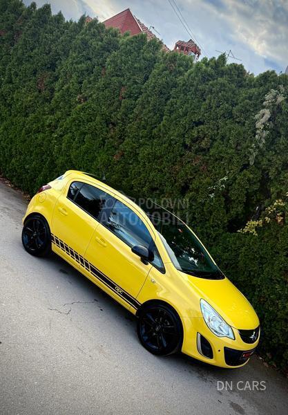 Opel Corsa D ///OPC LINE/// CH