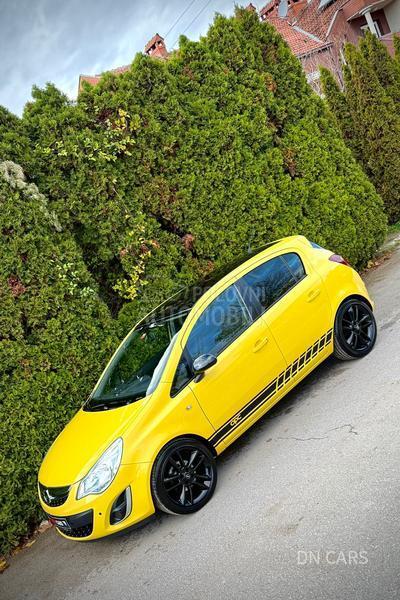 Opel Corsa D ///OPC LINE/// CH
