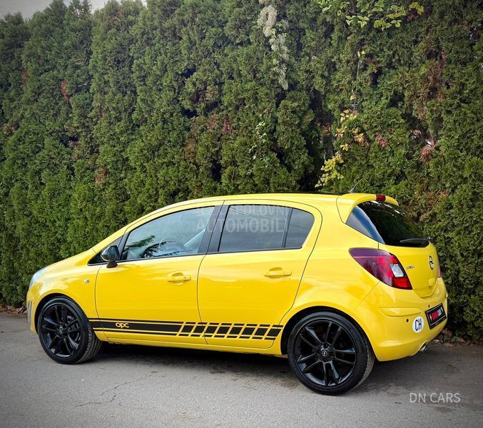 Opel Corsa D ///OPC LINE/// CH
