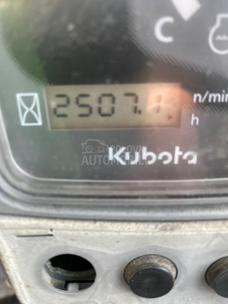 Kubota U 27.4