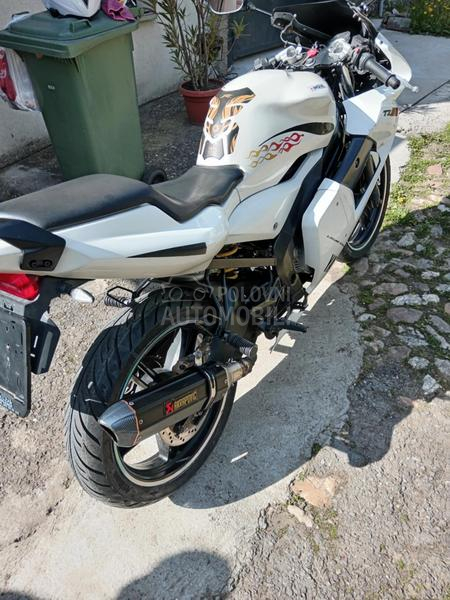 Yamaha TZR 49