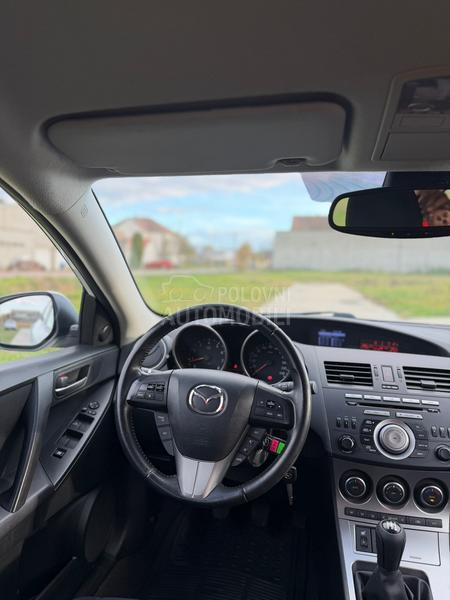 Mazda 3 1.6i SPORT CH