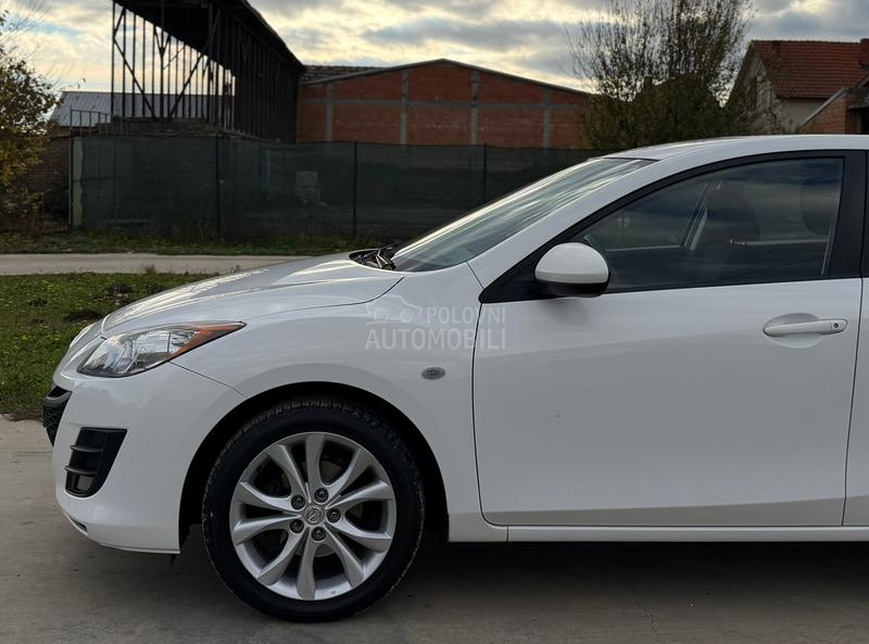 Mazda 3 1.6i SPORT CH