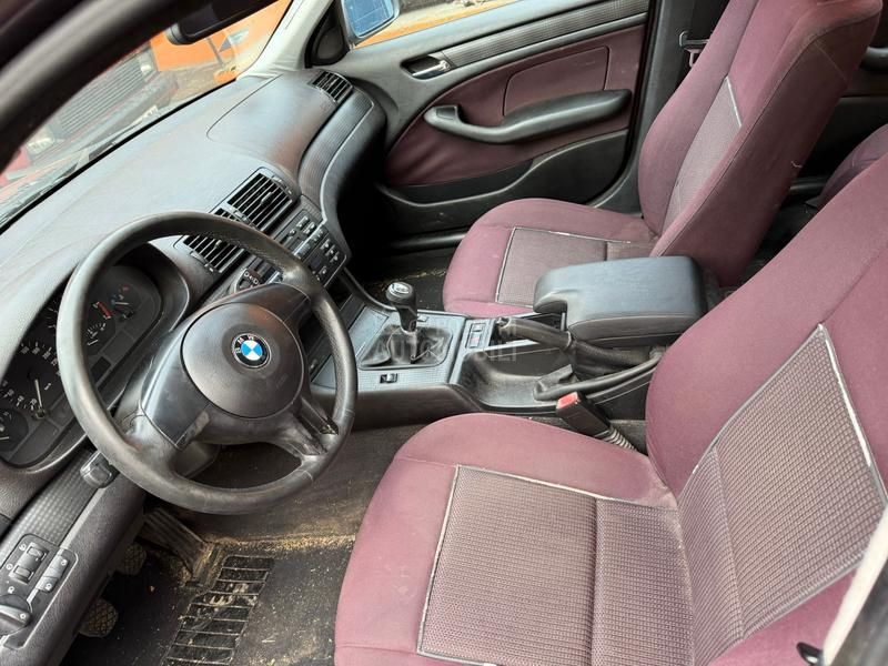 BMW 316 E46 2004. god. -  kompletan auto u delovima
