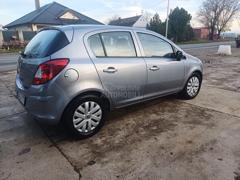 Opel Corsa D 1.3cdti