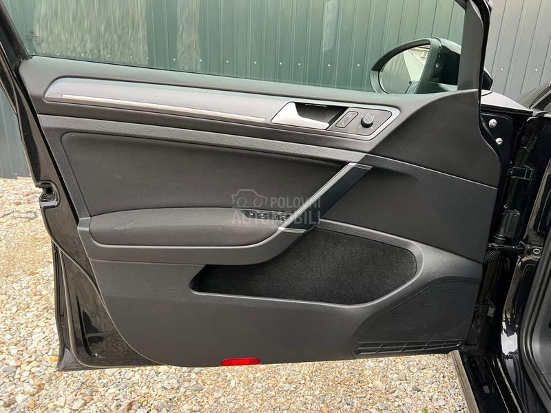 Volkswagen Golf 7 R LINE