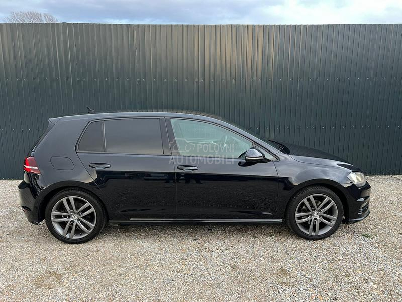 Volkswagen Golf 7 R LINE