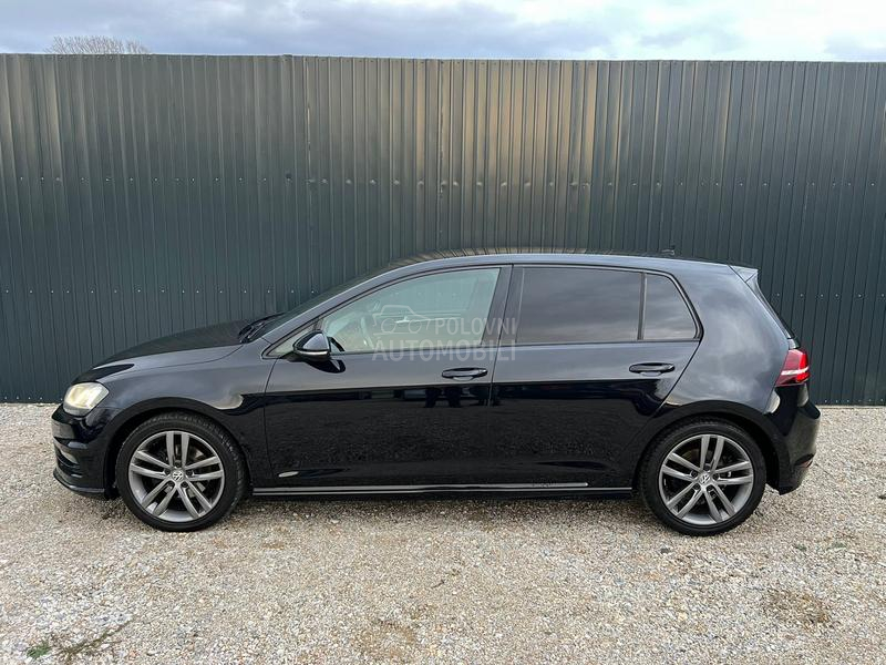 Volkswagen Golf 7 R LINE
