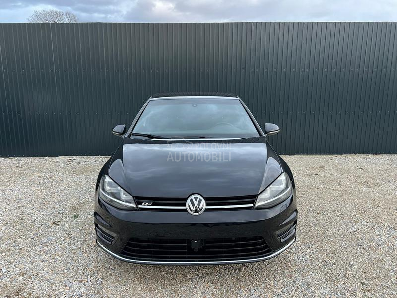 Volkswagen Golf 7 R LINE