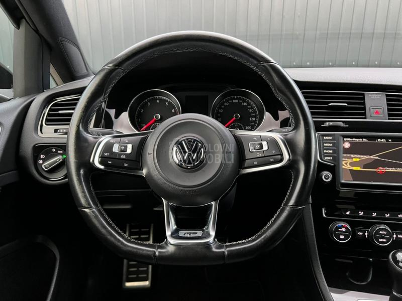 Volkswagen Golf 7 R LINE