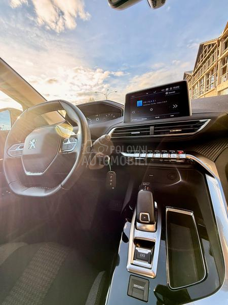 Peugeot 3008 1.2 Bussines Aut.