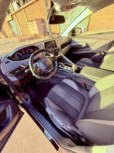 Peugeot 3008 1.2 Bussines Aut.