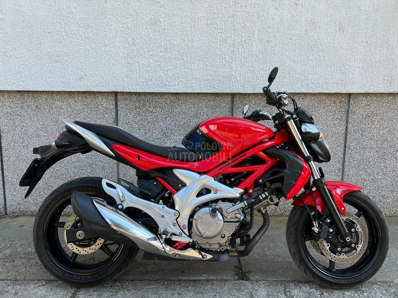 Suzuki gladius
