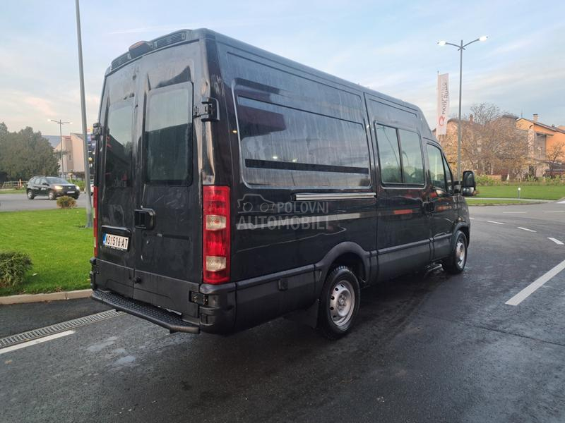 Iveco Daily 35s14 N1 5 sedista