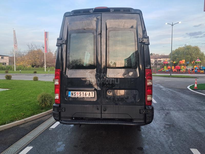 Iveco Daily 35s14 N1 5 sedista