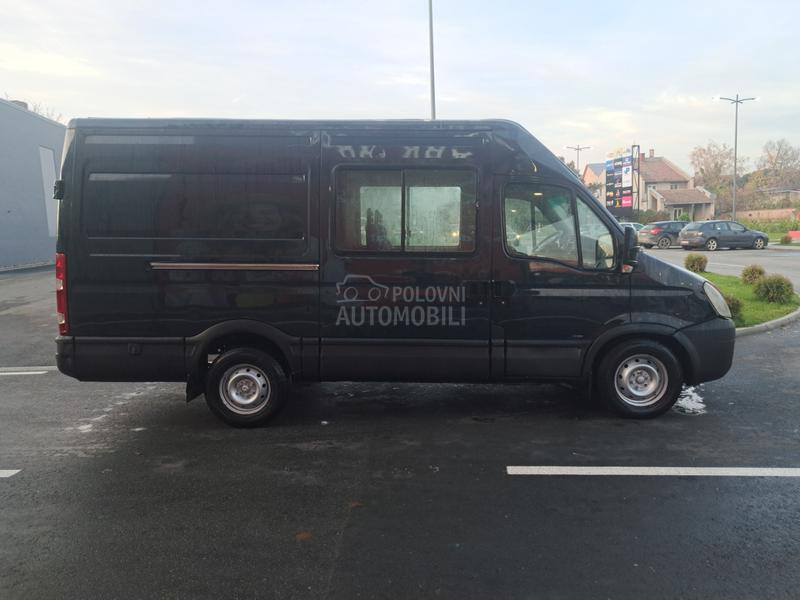 Iveco Daily 35s14 N1 5 sedista