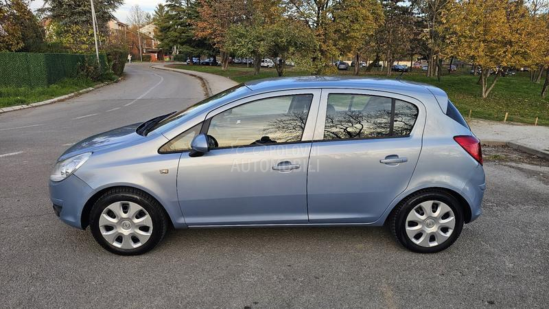 Opel Corsa D 