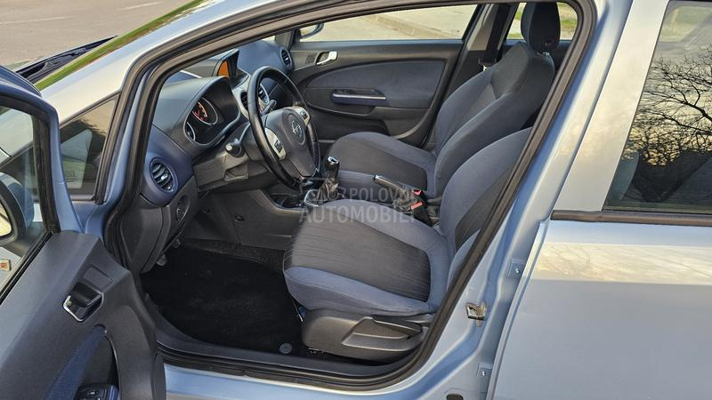 Opel Corsa D 