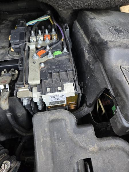 Delovi za Citroen C4 Picasso Delovi