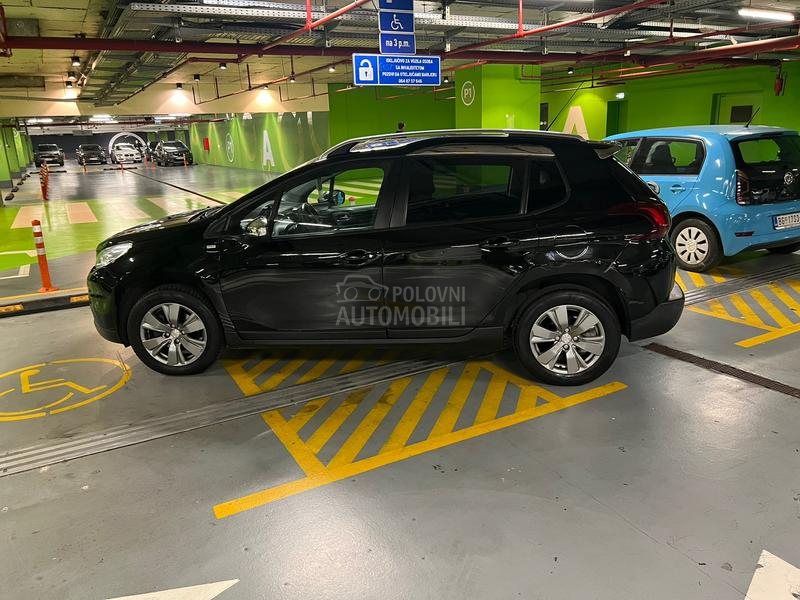 Peugeot 2008 1.2 E