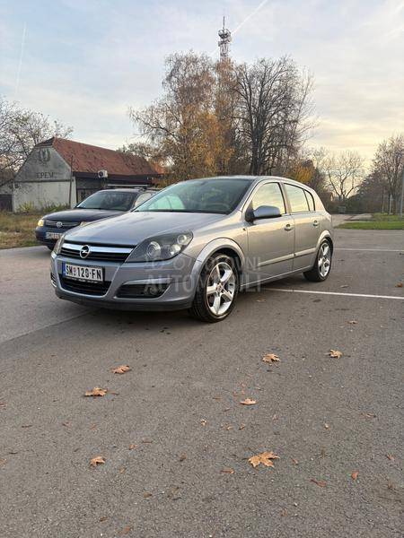 Opel Astra H 