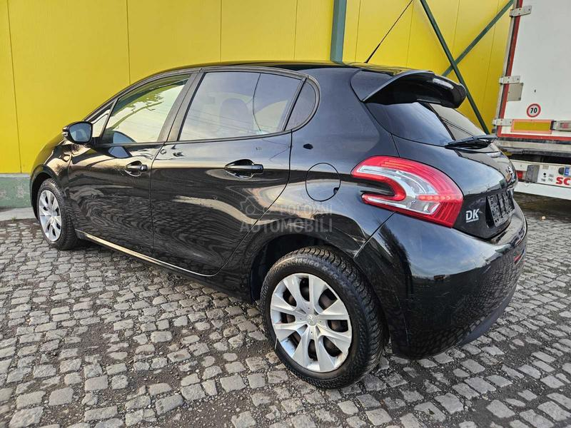 Peugeot 208 ZA TRG.OVCE/TO.P CEN