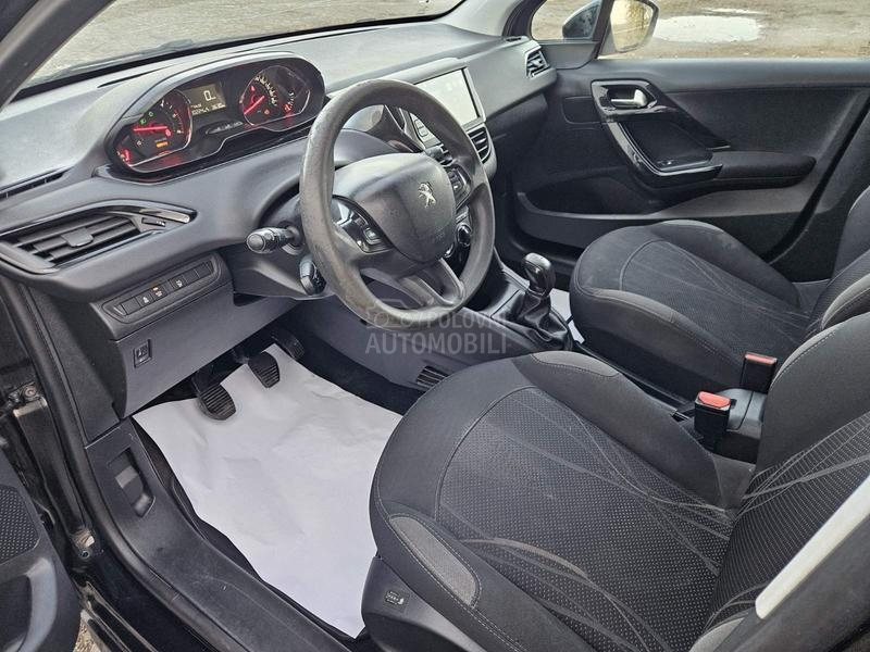 Peugeot 208 ZA TRG.OVCE/TO.P CEN
