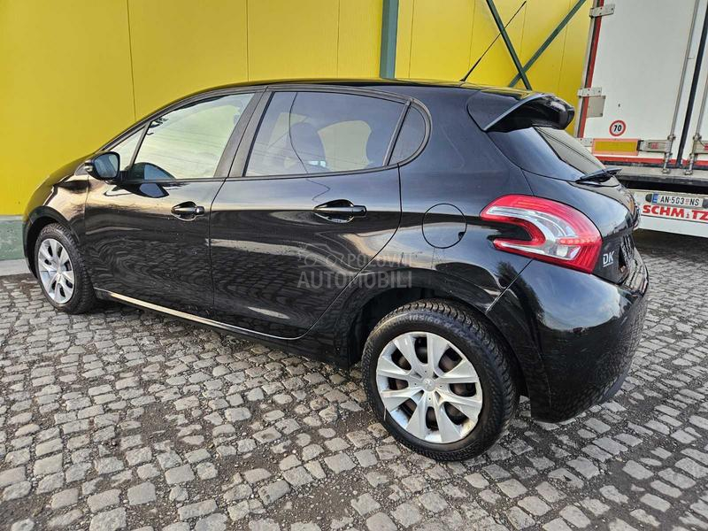 Peugeot 208 ZA TRG.OVCE/TO.P CEN