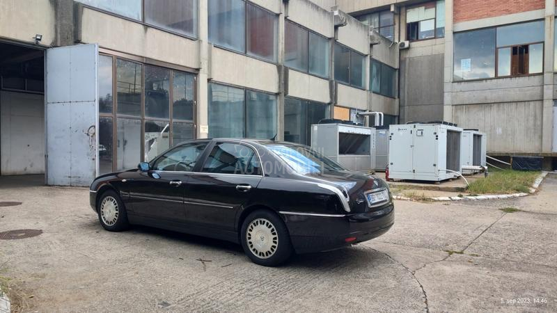 Lancia Thesis 