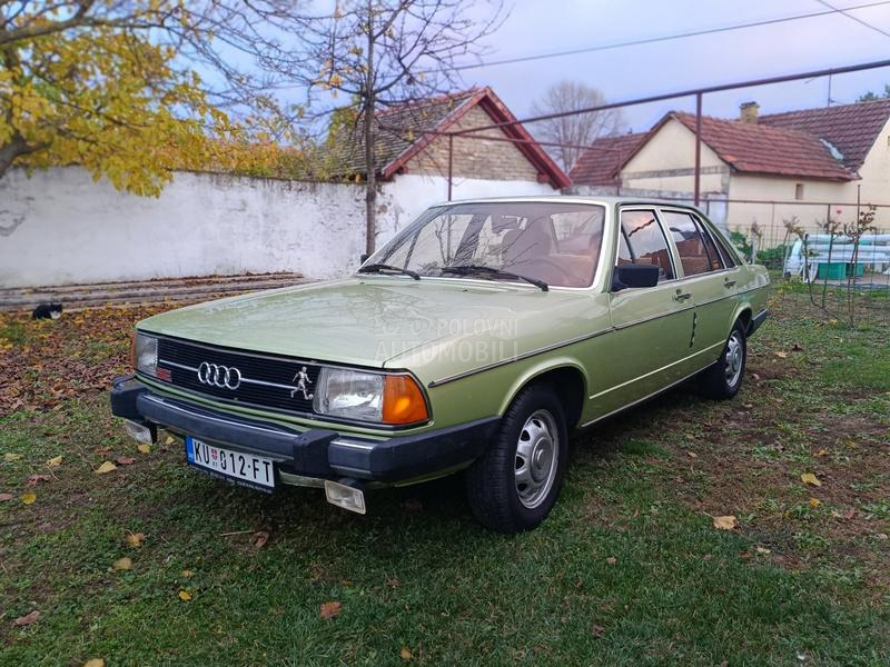 Audi 100 