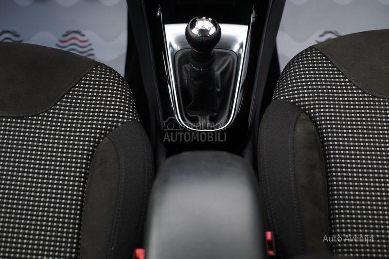 Citroen C3 1.2i EXCLUSIVE CH